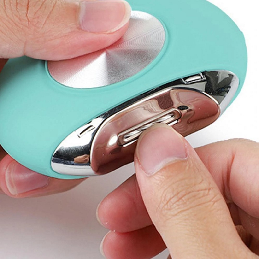 electric nail clipper